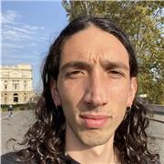 Il corso prevede un ampio spettro, sia teorico che pratico, di tecniche pittoriche e soluzioni visuali contemporanee